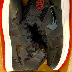 Nike Air Jordan 1 Mid